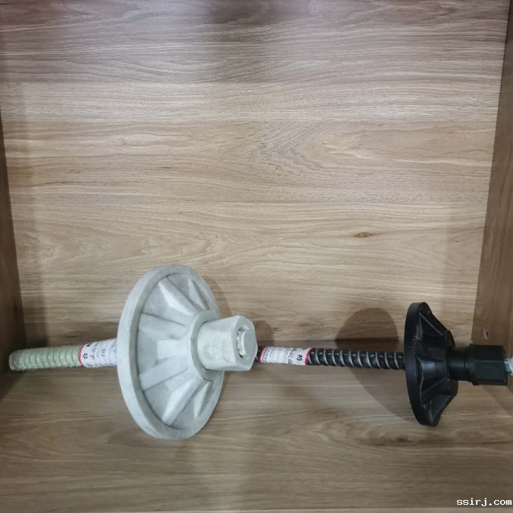 矿用巷道锚杆在使用前做哪些检查？